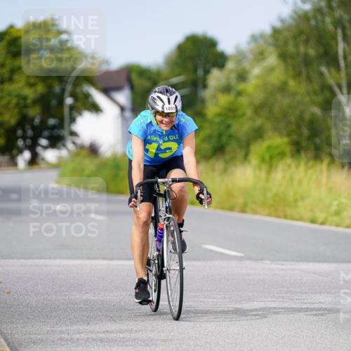 31.08.2025 - Elbe Triathlon Hamburg Michael Burmester http://msf.ph/oto/8683992 31.08.2025 11:16:10 Radfahren 1497 meine-sportfotos.de