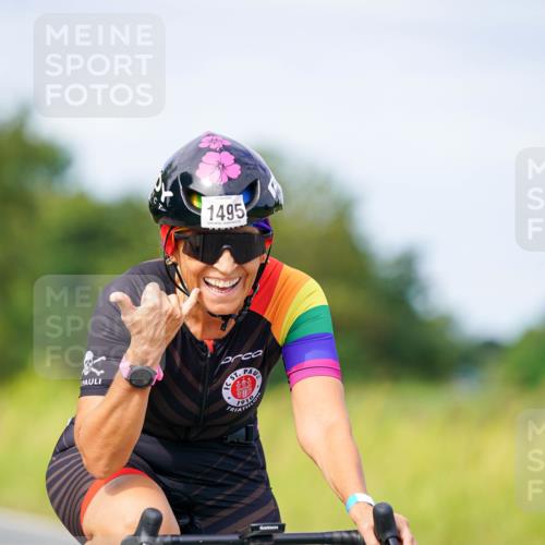 31.08.2025 - Elbe Triathlon Hamburg Michael Burmester http://msf.ph/oto/8684012 31.08.2025 11:16:20 Radfahren 1387, 1495, 1503 meine-sportfotos.de