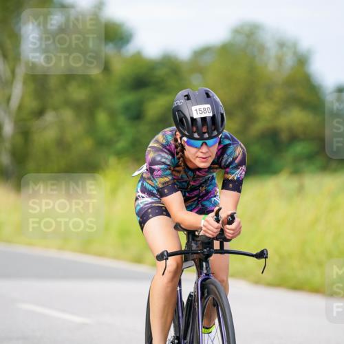 31.08.2025 - Elbe Triathlon Hamburg Michael Burmester http://msf.ph/oto/8684050 31.08.2025 11:16:57 Radfahren 1356, 1441, 1493, 1580 meine-sportfotos.de