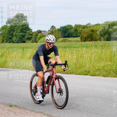 31.08.2025 - Elbe Triathlon Hamburg Michael Burmester http://msf.ph/oto/8684085 31.08.2025 11:17:24 Radfahren 1357, 1576 meine-sportfotos.de