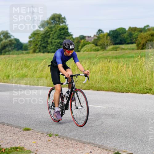 31.08.2025 - Elbe Triathlon Hamburg Michael Burmester http://msf.ph/oto/8684092 31.08.2025 11:17:40 Radfahren 1592 meine-sportfotos.de