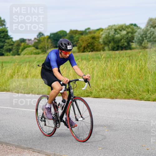 31.08.2025 - Elbe Triathlon Hamburg Michael Burmester http://msf.ph/oto/8684096 31.08.2025 11:17:40 Radfahren 1592 meine-sportfotos.de