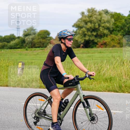 31.08.2025 - Elbe Triathlon Hamburg Michael Burmester http://msf.ph/oto/8684134 31.08.2025 11:18:17 Radfahren 1426, 1459, 1512, 1519 meine-sportfotos.de