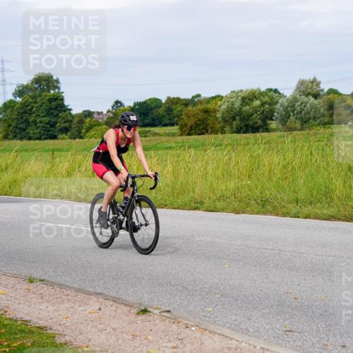 31.08.2025 - Elbe Triathlon Hamburg Michael Burmester http://msf.ph/oto/8684145 31.08.2025 11:18:21 Radfahren 1399, 1426, 1459, 1512, 1519 meine-sportfotos.de