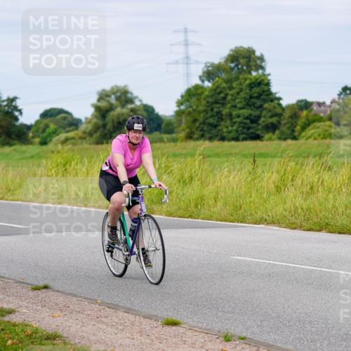 31.08.2025 - Elbe Triathlon Hamburg Michael Burmester http://msf.ph/oto/8684160 31.08.2025 11:18:25 Radfahren 1391, 1399, 1426, 1512 meine-sportfotos.de