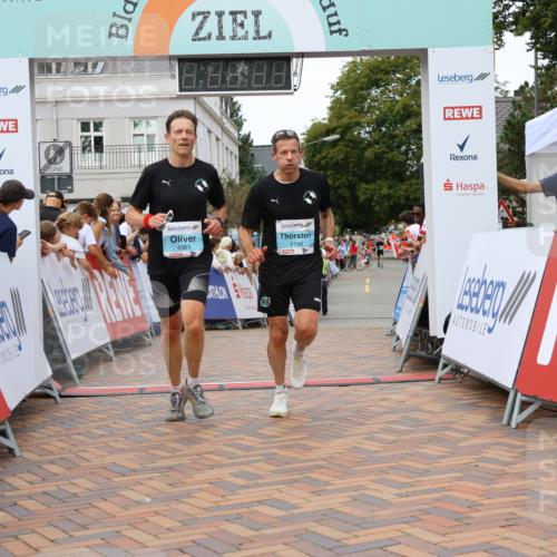 31.08.2025 - 21. Blankeneser Heldenlauf Strokosch-Dieckow http://msf.ph/oto/8684165 31.08.2025 12:03:07 Ziel 4067, 4361, 4198 meine-sportfotos.de