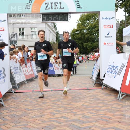 31.08.2025 - 21. Blankeneser Heldenlauf Strokosch-Dieckow http://msf.ph/oto/8684185 31.08.2025 12:03:07 Ziel 4067, 4361, 4198 meine-sportfotos.de