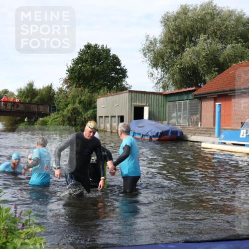 31.08.2025 - Elbe Triathlon Hamburg Luisa Fischer http://msf.ph/oto/8684204 31.08.2025 10:23:12 Schwimmen 1113, 1135, 1146, 1222, 1236 meine-sportfotos.de