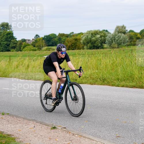 31.08.2025 - Elbe Triathlon Hamburg Michael Burmester http://msf.ph/oto/8684268 31.08.2025 11:19:19 Radfahren 1385, 1466, 1467, 1567 meine-sportfotos.de