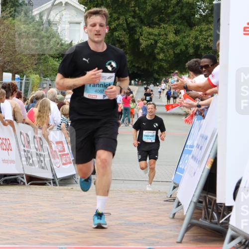 31.08.2025 - 21. Blankeneser Heldenlauf Strokosch-Dieckow http://msf.ph/oto/8684293 31.08.2025 12:03:01 Ziel 4067, 4361 meine-sportfotos.de