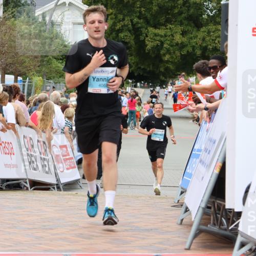 31.08.2025 - 21. Blankeneser Heldenlauf Strokosch-Dieckow http://msf.ph/oto/8684306 31.08.2025 12:03:01 Ziel 4067, 4361 meine-sportfotos.de