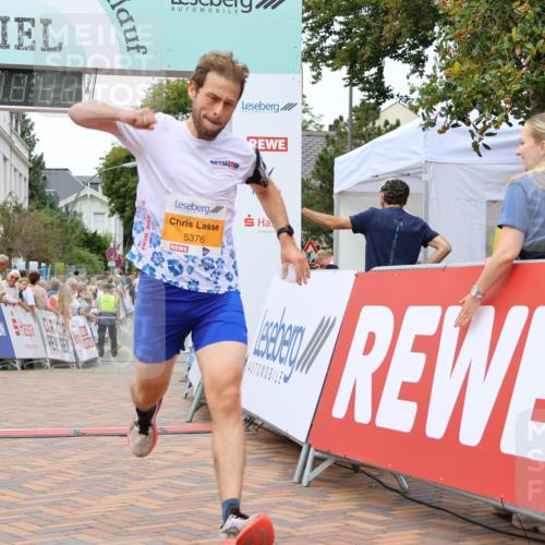 31.08.2025 - 21. Blankeneser Heldenlauf Strokosch-Dieckow http://msf.ph/oto/8684329 31.08.2025 12:02:50 Ziel 5376, 4425 meine-sportfotos.de