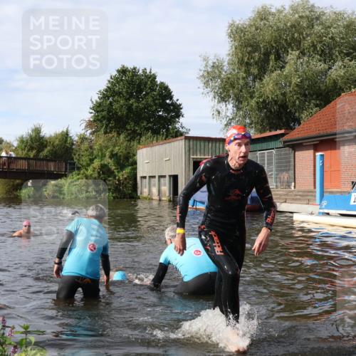 31.08.2025 - Elbe Triathlon Hamburg Luisa Fischer http://msf.ph/oto/8684443 31.08.2025 10:28:23 Schwimmen 1278, 1315 meine-sportfotos.de