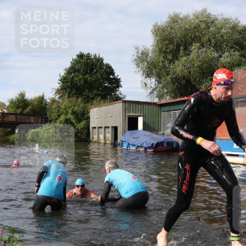 31.08.2025 - Elbe Triathlon Hamburg Luisa Fischer http://msf.ph/oto/8684447 31.08.2025 10:28:24 Schwimmen 1278, 1315 meine-sportfotos.de