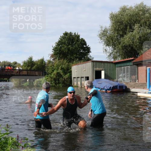 31.08.2025 - Elbe Triathlon Hamburg Luisa Fischer http://msf.ph/oto/8684451 31.08.2025 10:28:26 Schwimmen 1278, 1315 meine-sportfotos.de