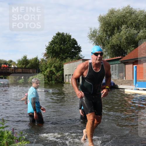 31.08.2025 - Elbe Triathlon Hamburg Luisa Fischer http://msf.ph/oto/8684459 31.08.2025 10:28:27 Schwimmen 1278, 1315 meine-sportfotos.de