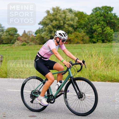 31.08.2025 - Elbe Triathlon Hamburg Michael Burmester http://msf.ph/oto/8684460 31.08.2025 11:20:50 Radfahren 1507, 1523 meine-sportfotos.de