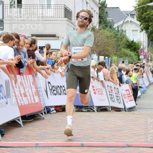 31.08.2025 - 21. Blankeneser Heldenlauf Strokosch-Dieckow http://msf.ph/oto/8684490 31.08.2025 12:02:39 Ziel 4288 meine-sportfotos.de
