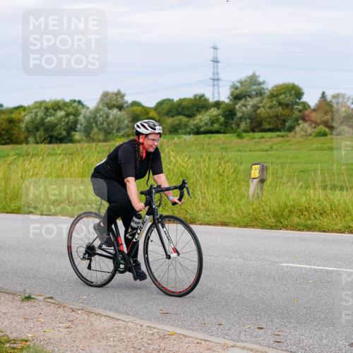 31.08.2025 - Elbe Triathlon Hamburg Michael Burmester http://msf.ph/oto/8684501 31.08.2025 11:21:06 Radfahren 1360, 1464, 1552 meine-sportfotos.de