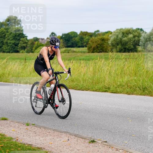31.08.2025 - Elbe Triathlon Hamburg Michael Burmester http://msf.ph/oto/8684513 31.08.2025 11:21:30 Radfahren 1590, 1613 meine-sportfotos.de