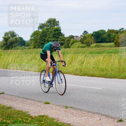 31.08.2025 - Elbe Triathlon Hamburg Michael Burmester http://msf.ph/oto/8684516 31.08.2025 11:21:32 Radfahren 1590, 1613 meine-sportfotos.de