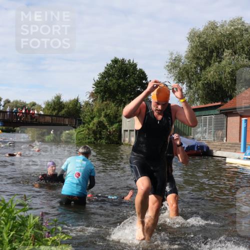 31.08.2025 - Elbe Triathlon Hamburg Luisa Fischer http://msf.ph/oto/8684556 31.08.2025 10:29:27 Schwimmen 772, 1248, 1274, 1286, 1298, 1301 meine-sportfotos.de