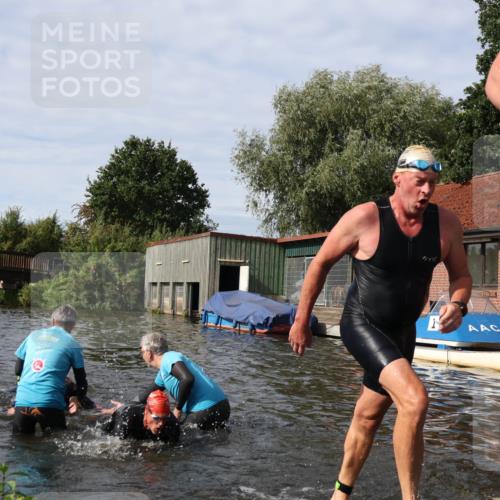 31.08.2025 - Elbe Triathlon Hamburg Luisa Fischer http://msf.ph/oto/8684567 31.08.2025 10:29:29 Schwimmen 772, 1248, 1265, 1274, 1286, 1301 meine-sportfotos.de