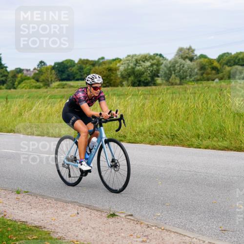 31.08.2025 - Elbe Triathlon Hamburg Michael Burmester http://msf.ph/oto/8684587 31.08.2025 11:22:15 Radfahren 1510, 1521, 1527, 1529, 1532, 1581, 1595 meine-sportfotos.de