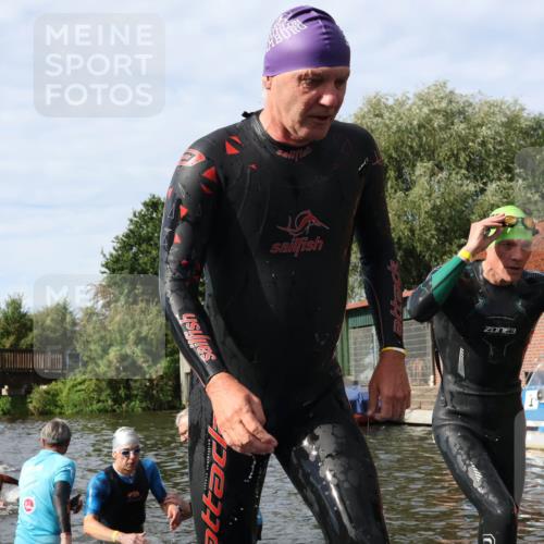 31.08.2025 - Elbe Triathlon Hamburg Luisa Fischer http://msf.ph/oto/8684588 31.08.2025 10:29:37 Schwimmen 772, 1265, 1274, 1297, 1301 meine-sportfotos.de