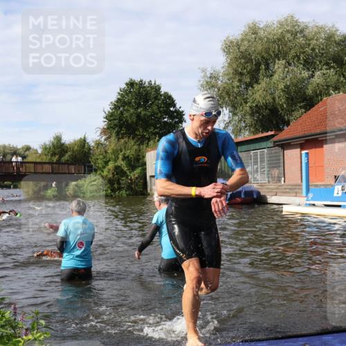 31.08.2025 - Elbe Triathlon Hamburg Luisa Fischer http://msf.ph/oto/8684594 31.08.2025 10:29:39 Schwimmen 772, 1265, 1274, 1297, 1301 meine-sportfotos.de