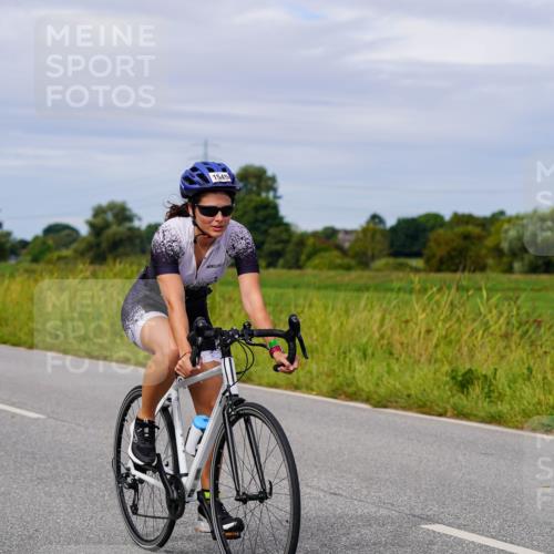 31.08.2025 - Elbe Triathlon Hamburg Michael Burmester http://msf.ph/oto/8684672 31.08.2025 11:22:58 Radfahren 1545 meine-sportfotos.de
