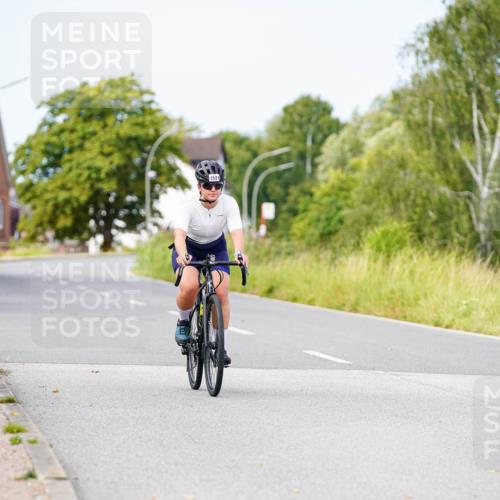 31.08.2025 - Elbe Triathlon Hamburg Michael Burmester http://msf.ph/oto/8684684 31.08.2025 11:23:37 Radfahren 1500, 1531 meine-sportfotos.de