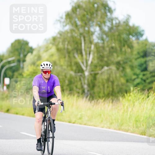 31.08.2025 - Elbe Triathlon Hamburg Michael Burmester http://msf.ph/oto/8684713 31.08.2025 11:24:13 Radfahren 1347, 1524, 1554 meine-sportfotos.de