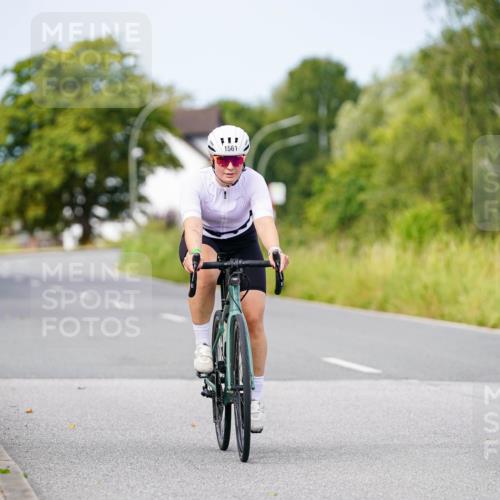 31.08.2025 - Elbe Triathlon Hamburg Michael Burmester http://msf.ph/oto/8684742 31.08.2025 11:24:24 Radfahren 1561, 1577, 1611 meine-sportfotos.de