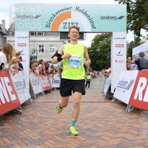 31.08.2025 - 21. Blankeneser Heldenlauf Strokosch-Dieckow http://msf.ph/oto/8684746 31.08.2025 12:01:52 Ziel 4022 meine-sportfotos.de