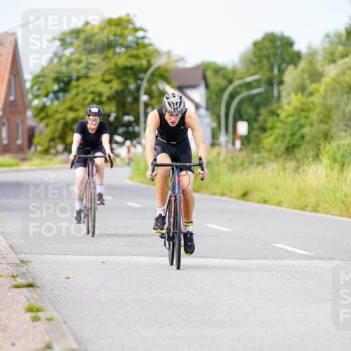 31.08.2025 - Elbe Triathlon Hamburg Michael Burmester http://msf.ph/oto/8684762 31.08.2025 11:24:48 Radfahren 1556, 1593 meine-sportfotos.de
