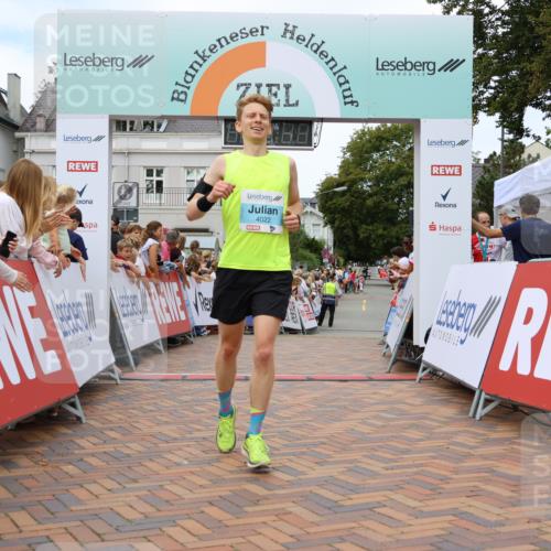 31.08.2025 - 21. Blankeneser Heldenlauf Strokosch-Dieckow http://msf.ph/oto/8684771 31.08.2025 12:01:52 Ziel 4022 meine-sportfotos.de