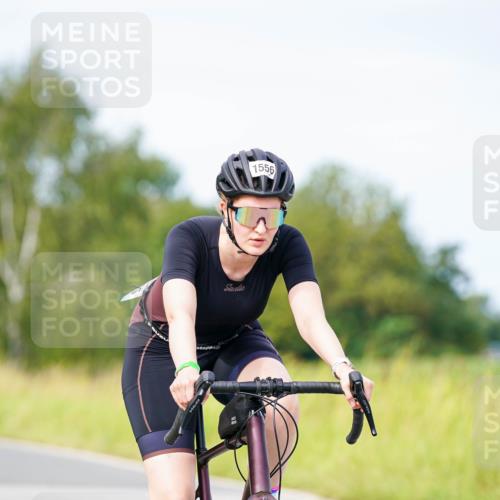 31.08.2025 - Elbe Triathlon Hamburg Michael Burmester http://msf.ph/oto/8684773 31.08.2025 11:24:52 Radfahren 1556, 1593 meine-sportfotos.de