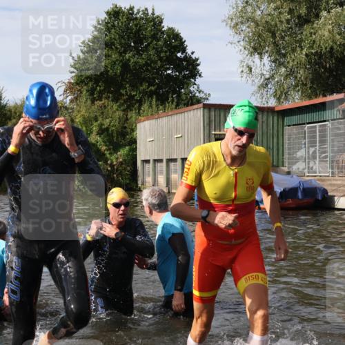 31.08.2025 - Elbe Triathlon Hamburg Luisa Fischer http://msf.ph/oto/8684778 31.08.2025 10:31:14 Schwimmen 1250, 1257, 1279, 1293, 1307, 1501 meine-sportfotos.de