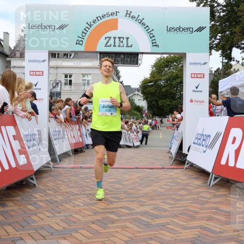 31.08.2025 - 21. Blankeneser Heldenlauf Strokosch-Dieckow http://msf.ph/oto/8684789 31.08.2025 12:01:52 Ziel 4022 meine-sportfotos.de