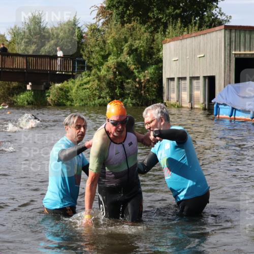 31.08.2025 - Elbe Triathlon Hamburg Luisa Fischer http://msf.ph/oto/8684810 31.08.2025 10:31:28 Schwimmen 1307, 1344 meine-sportfotos.de