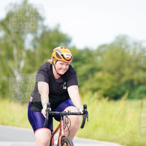 31.08.2025 - Elbe Triathlon Hamburg Michael Burmester http://msf.ph/oto/8684814 31.08.2025 11:26:18 Radfahren 1456 meine-sportfotos.de