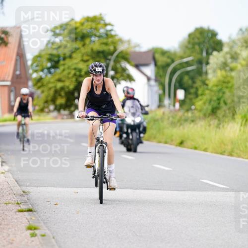 31.08.2025 - Elbe Triathlon Hamburg Michael Burmester http://msf.ph/oto/8684819 31.08.2025 11:26:41 Radfahren 1574, 1618 meine-sportfotos.de