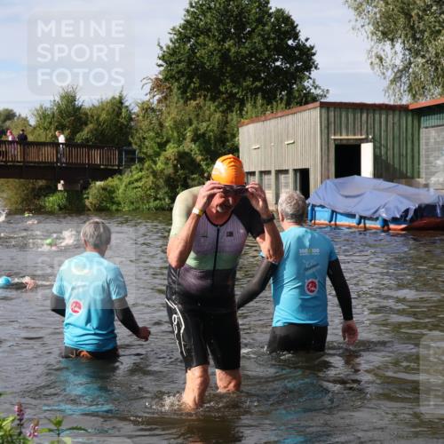 31.08.2025 - Elbe Triathlon Hamburg Luisa Fischer http://msf.ph/oto/8684823 31.08.2025 10:31:30 Schwimmen 1344 meine-sportfotos.de