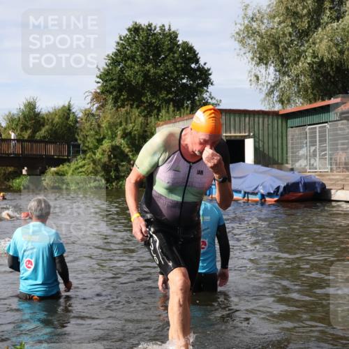 31.08.2025 - Elbe Triathlon Hamburg Luisa Fischer http://msf.ph/oto/8684829 31.08.2025 10:31:32 Schwimmen 1344 meine-sportfotos.de