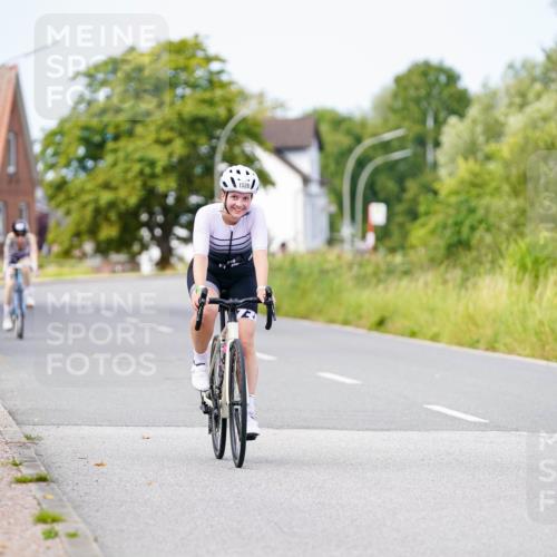 31.08.2025 - Elbe Triathlon Hamburg Michael Burmester http://msf.ph/oto/8684833 31.08.2025 11:26:56 Radfahren 1520, 1538 meine-sportfotos.de