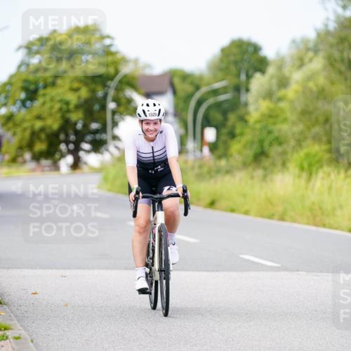 31.08.2025 - Elbe Triathlon Hamburg Michael Burmester http://msf.ph/oto/8684836 31.08.2025 11:26:56 Radfahren 1520, 1538 meine-sportfotos.de