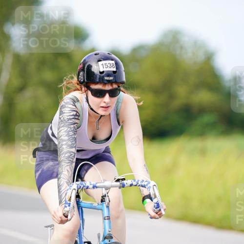 31.08.2025 - Elbe Triathlon Hamburg Michael Burmester http://msf.ph/oto/8684853 31.08.2025 11:27:02 Radfahren 1538 meine-sportfotos.de
