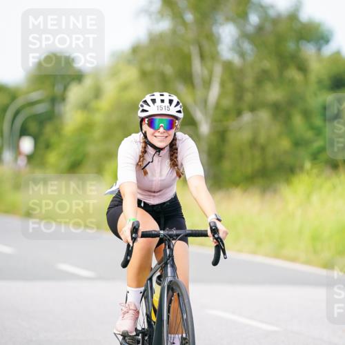 31.08.2025 - Elbe Triathlon Hamburg Michael Burmester http://msf.ph/oto/8684872 31.08.2025 11:27:32 Radfahren 1515, 1548 meine-sportfotos.de