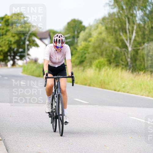 31.08.2025 - Elbe Triathlon Hamburg Michael Burmester http://msf.ph/oto/8684890 31.08.2025 11:27:40 Radfahren 1513 meine-sportfotos.de